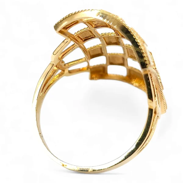 Diamond Cut Fancy Ring