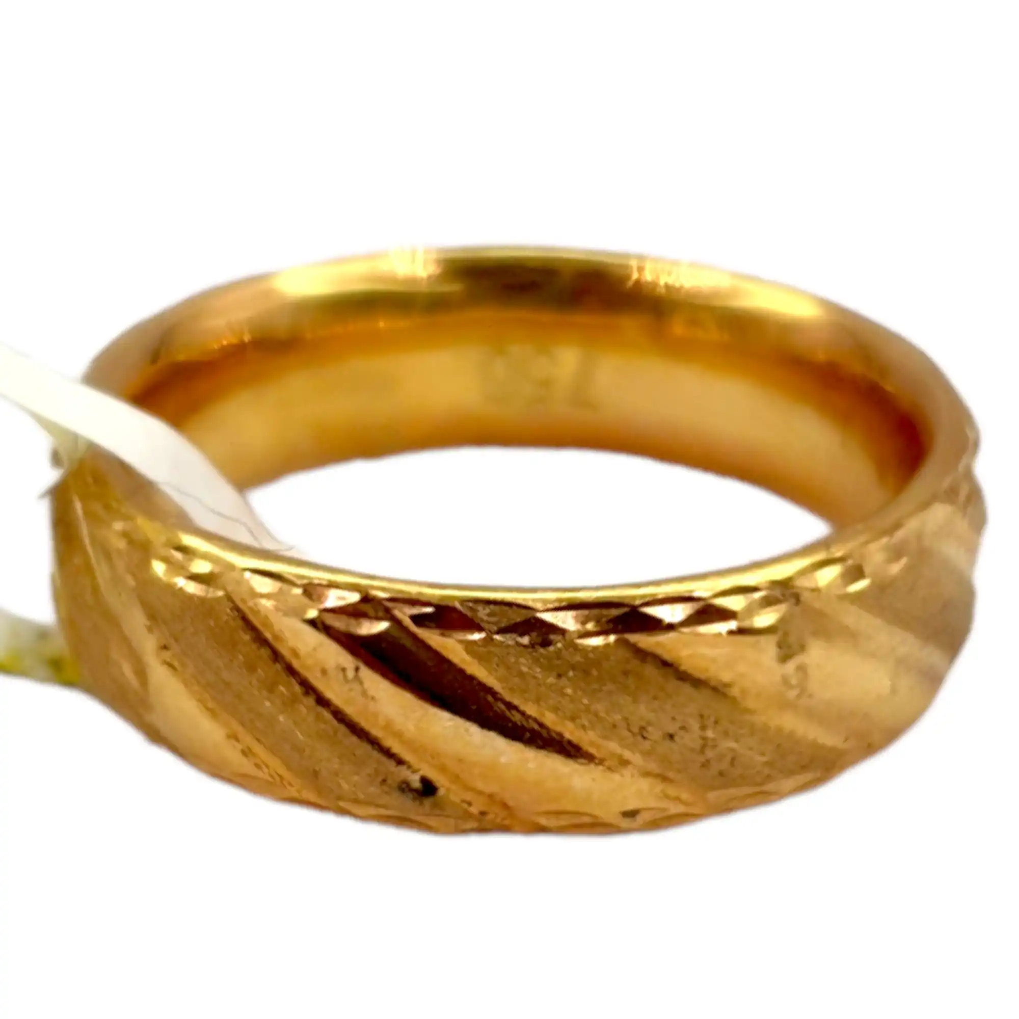 Twisted Band Ring