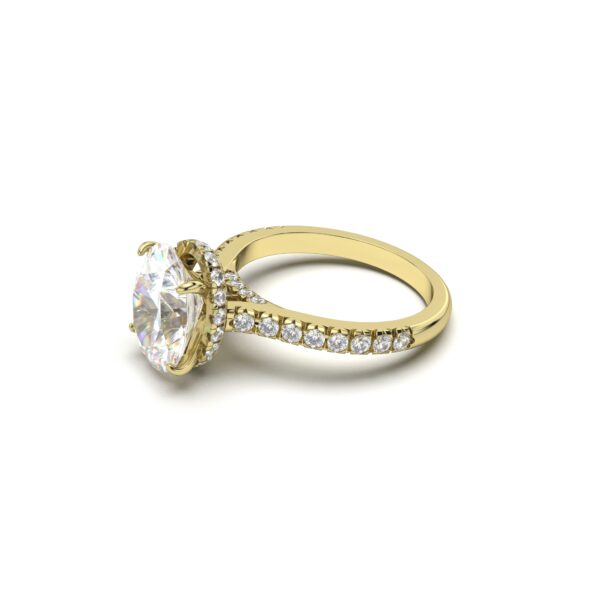 Oval Solitaire Ring