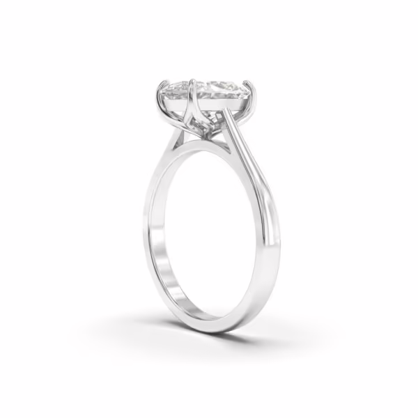 Oval Engagement Ring