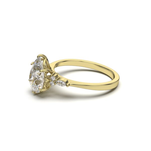 Pear Pavé Ring
