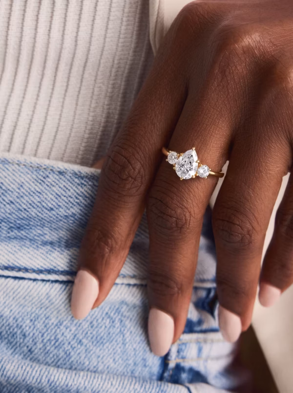 Exquisite Pear Accent Ring