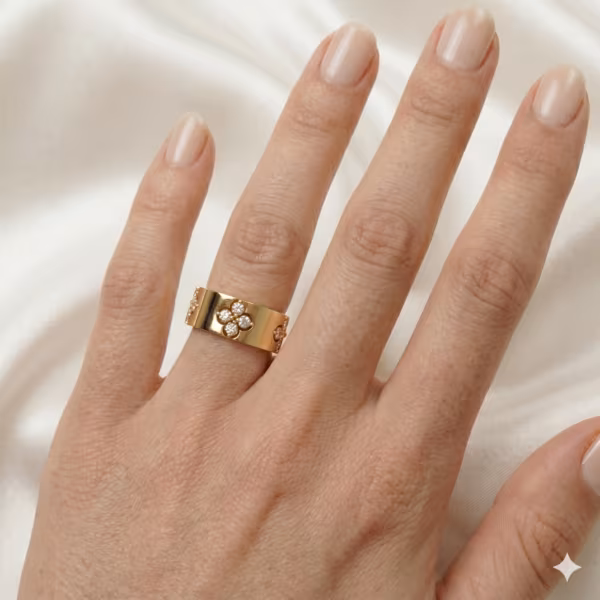 Clover Band Ring