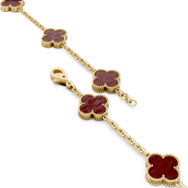 Red Carnelian Clover Bracelet