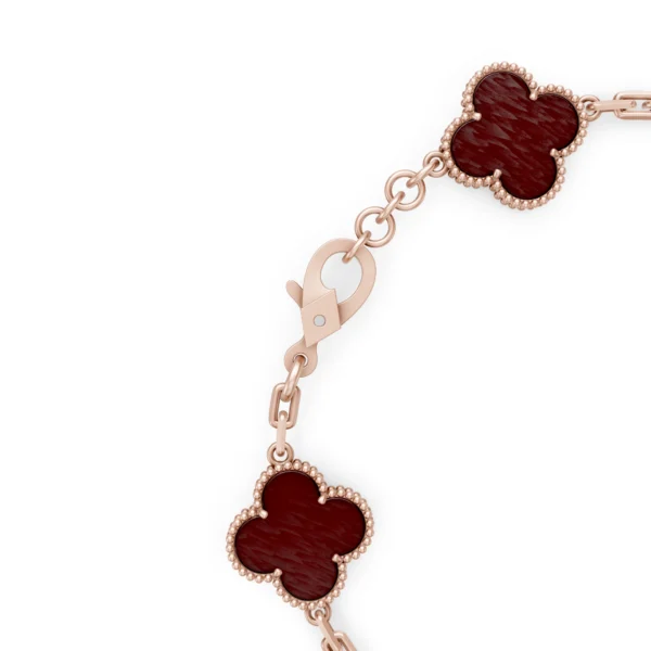 Red Carnelian Clover Bracelet