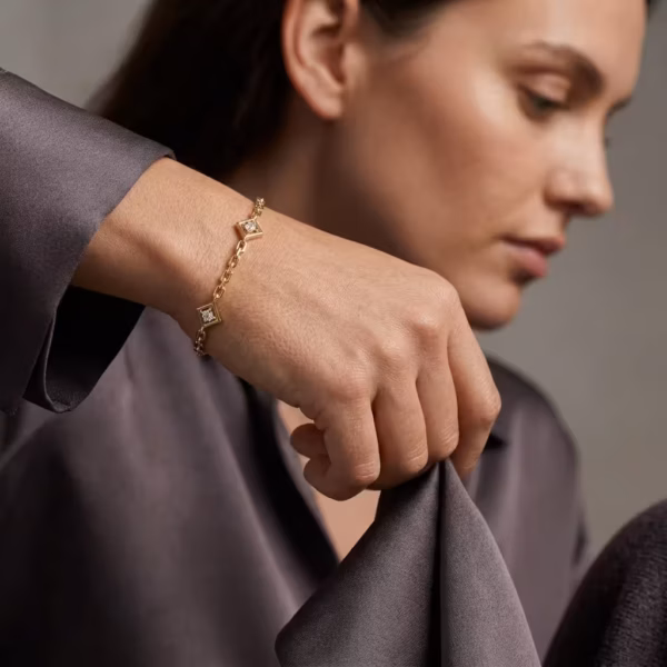 Diamond Motif Link Bracelet